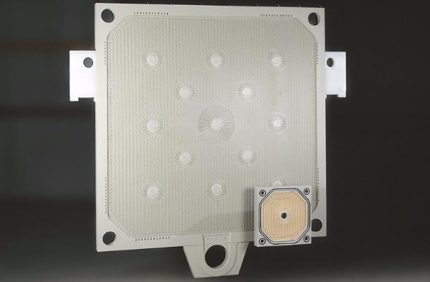 Lenser Filtration GmbH производит фильтровальные плиты любой конфигурации в размерах от 250 мм до 3000 мм.