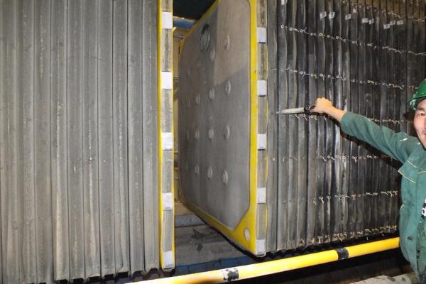 Поставка двойных фильтровальных салфеток для алмазодобывающего холдинга «АЛРОСА»